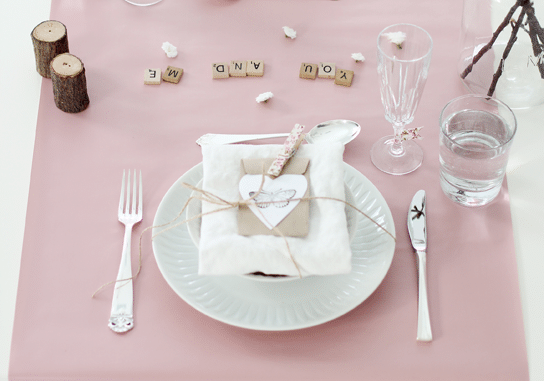 How to create the perfect valentine dinner table setting. | The Dating Divas