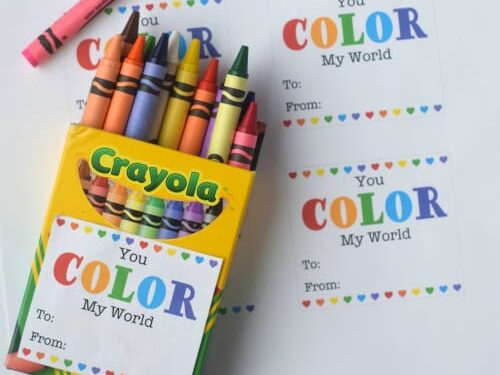 Free printable crayon box valentine gift for kids | The Dating Divas