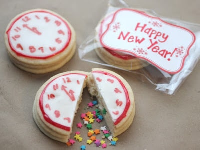 Colourful and creative clock cookies for New Year's Eve ideas | The Dating Divas