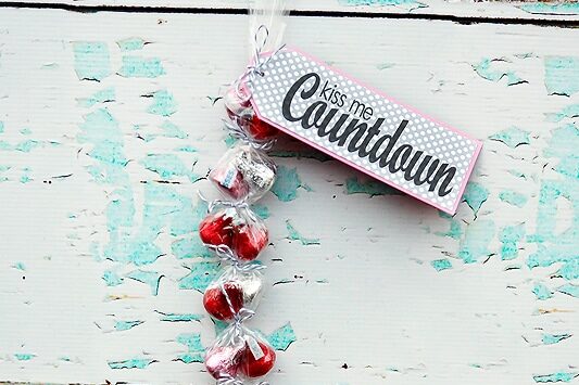 25 Easy Valentine Crafts   Gift Ideas - 45