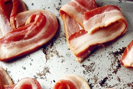 Bacon hearts are one of the yummiest DIY Valentine gifts. | The Dating Divas