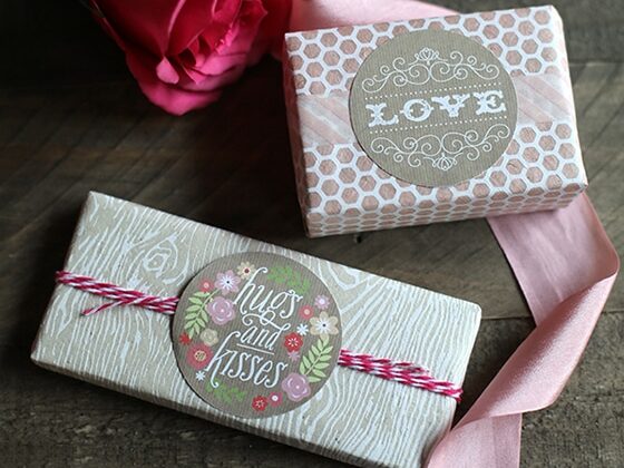 Vintage-style printable tags for Valentine's Day gift ideas | The Dating Divas