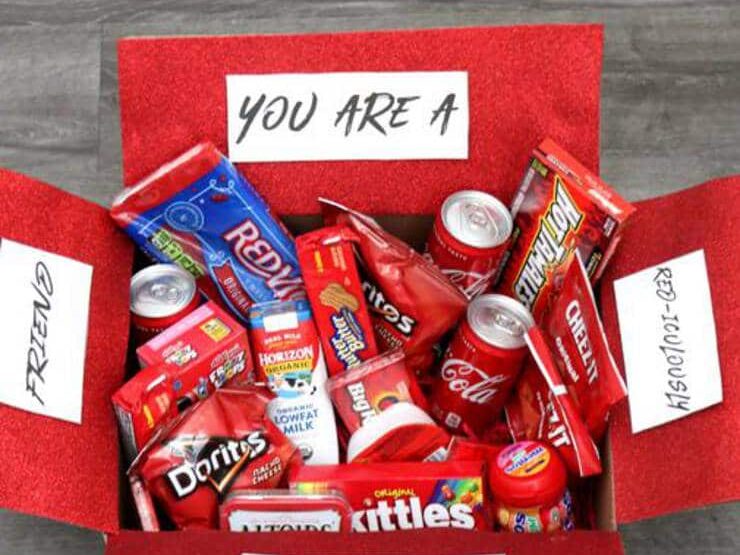 Personalized Gifts For Boyfriend: 10 Sweet Ideas That Will Leave Him  Speechless