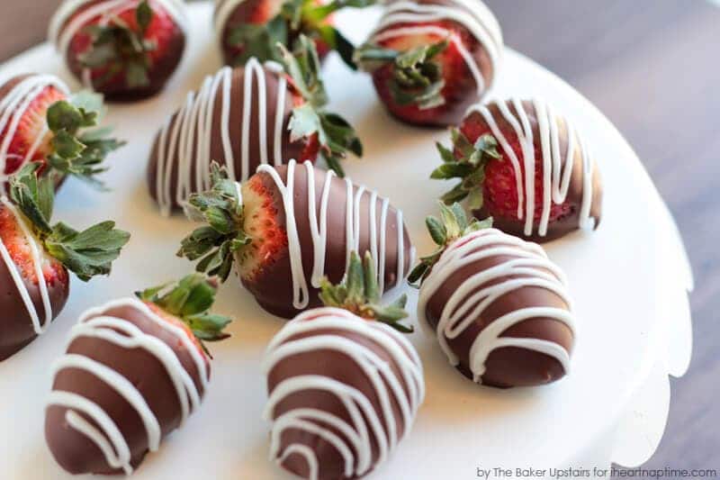 How to make chocolate covered strawberries for Valentine's Day | The Dating Divas 