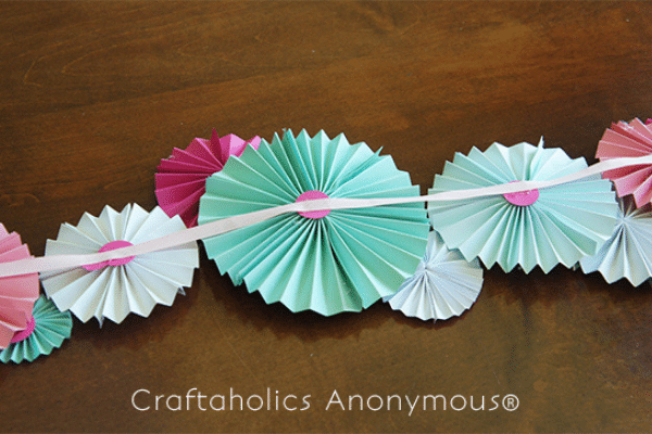 Cute paper fan garland | The Dating Divas