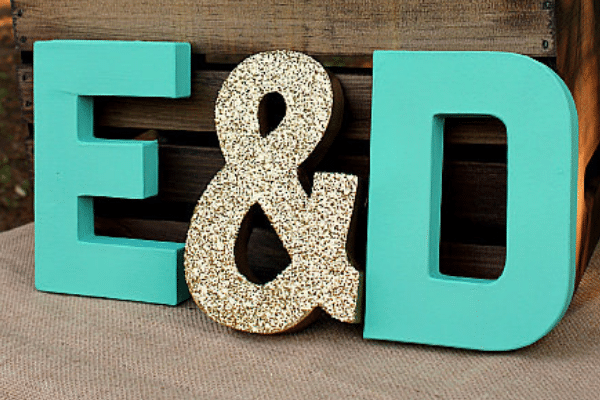 Glittery spray painted monogram initials | The Dating Divas