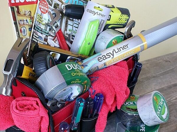 10 Epic Gift Baskets for Men    Free Printables   - 5