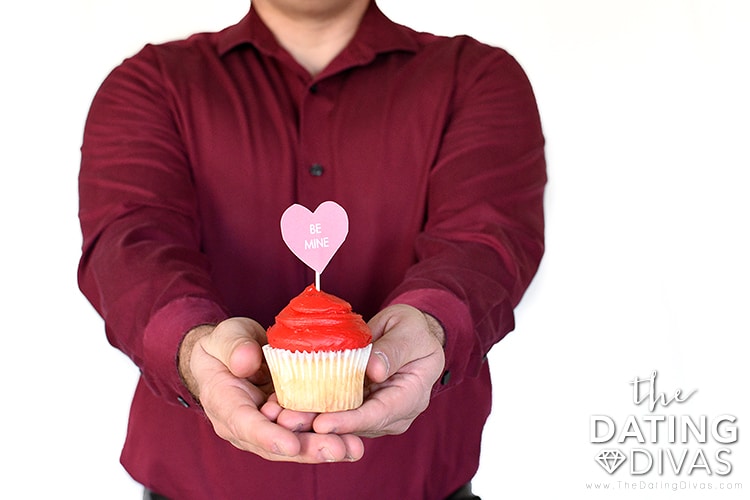 Free printables treat toppers as Valentine's Day decorations | The Dating Divas