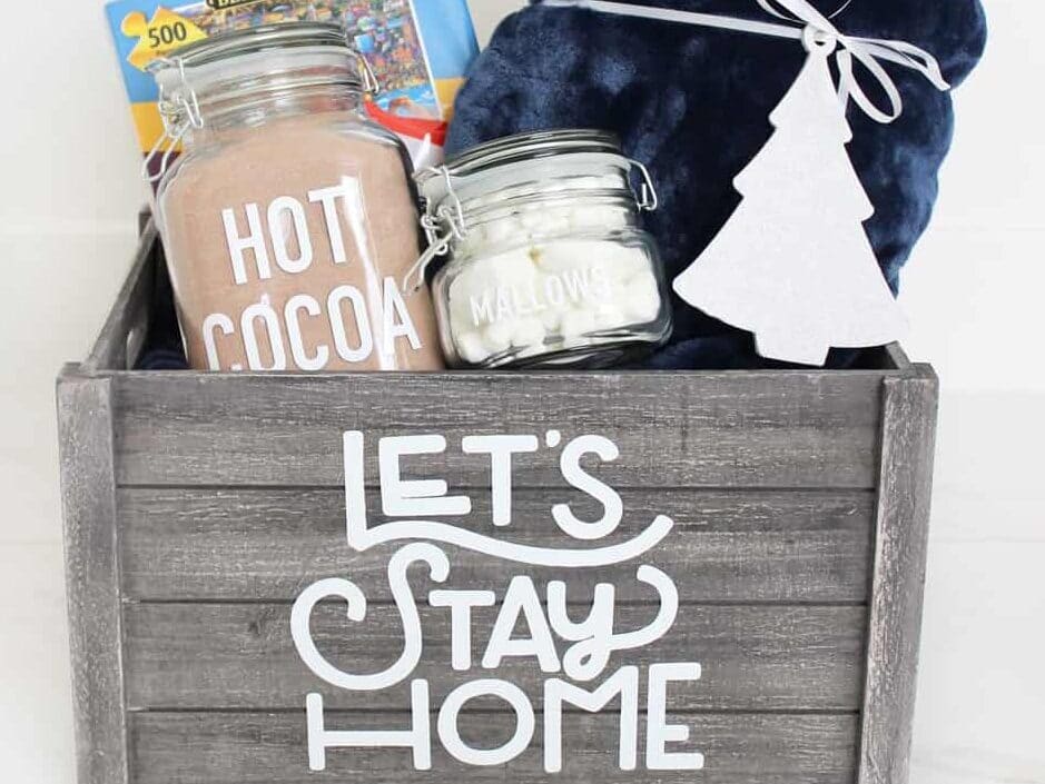 10 Epic Gift Baskets for Men    Free Printables   - 42