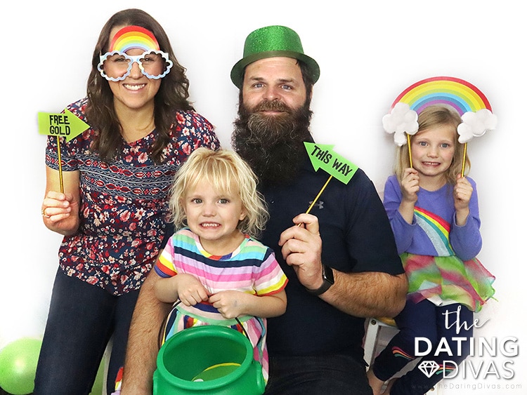 With our darling printables you can create a festive and simple leprechaun trap with your family! | The Dating Divas 