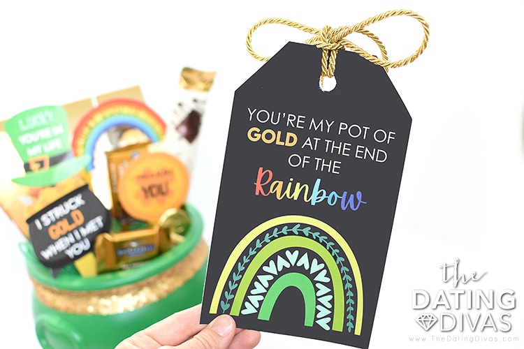 Free printable gift tags with darling pot of gold at the end of the rainbow gift tags | The Dating Divas