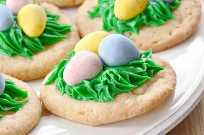 Adorable Easter Cookie Cups - Suburban Simplicity