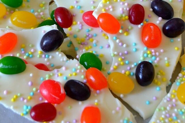 An Easter dessert made with jelly beans and white chocolate | The Dating Divas
