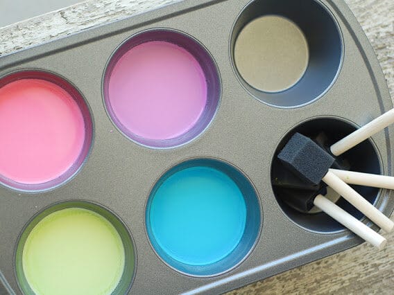 Chalk paint in a muffin tin is a great last day of school activity. | The Dating Divas