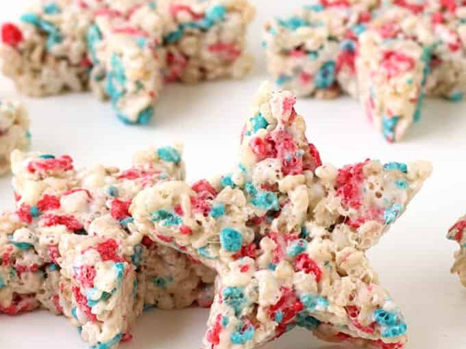Star-shaped 4th of July desserts. | The Dating Divas