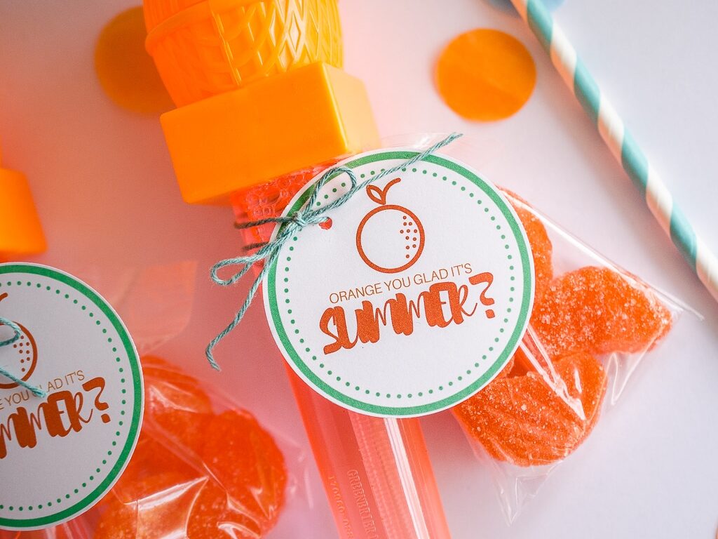 Create an orange gift to celebrate the start of the last day of school activities.  | The Dating Divas