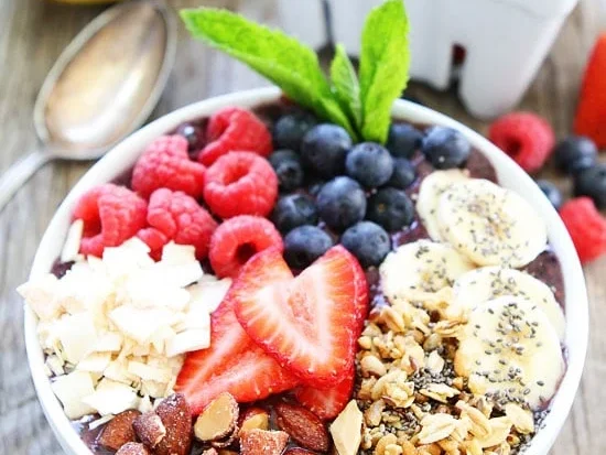 Cool smoothie bowls top the list for wonderful summer recipes. | The Dating Divas