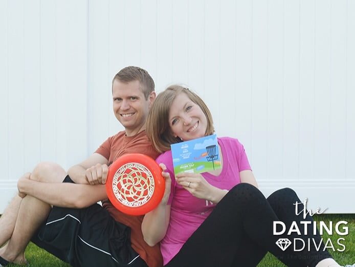 Active family reunion ideas are always fun - try Frisbee Golf this year! | The Dating Divas