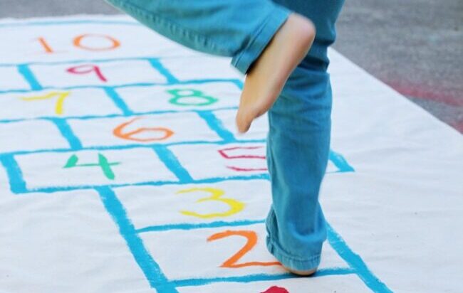 Hopscotch is a perfect family reunion activity | The Dating Divas