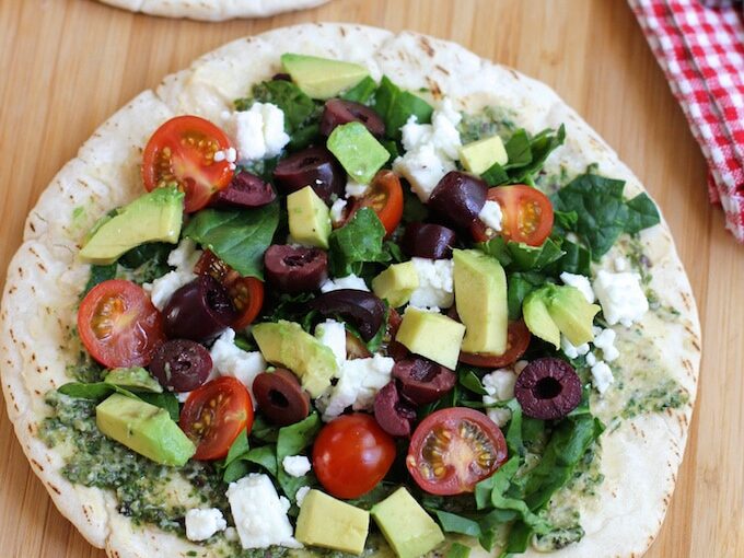 Easy summer dinner ideas has to include these delicious pitas. | The Dating Divas
