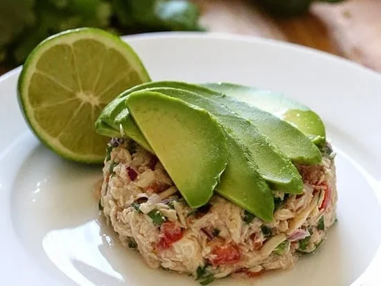 Summer recipes with no heat like this tuna salad can't be beat. | The Dating Divas