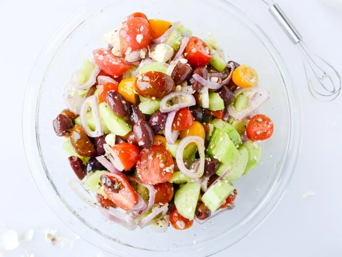 Try this greek salad for delicious summer meals. | The Dating Divas