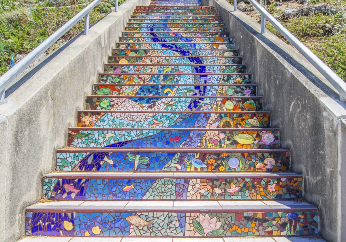 The 16th Avenue Tiled Steps are a must see for things to do in San Francisco. | The Dating Divas