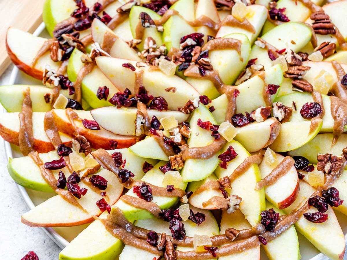 If you're looking for healthy summer snacks for kids, they will love these apple nachos. | The Dating Divas