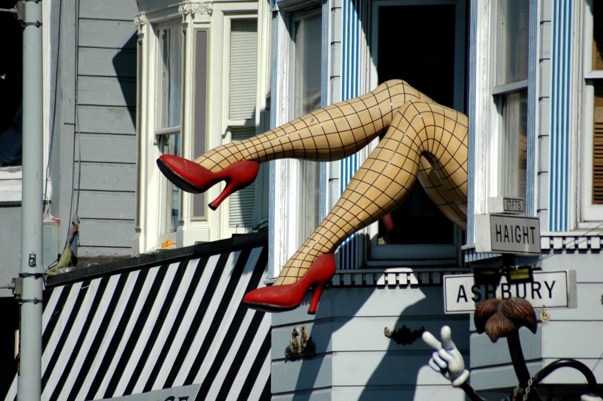 Looking for things to do in San Francisco? Art and music lovers should be sure to check out Haight-Ashbury. | The Dating Divas