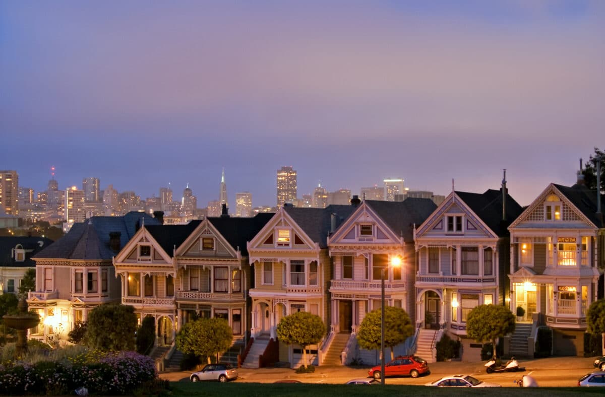 Be sure to stop by the Painted Ladies when you're looking for things to do in San Francisco. | The Dating Divas