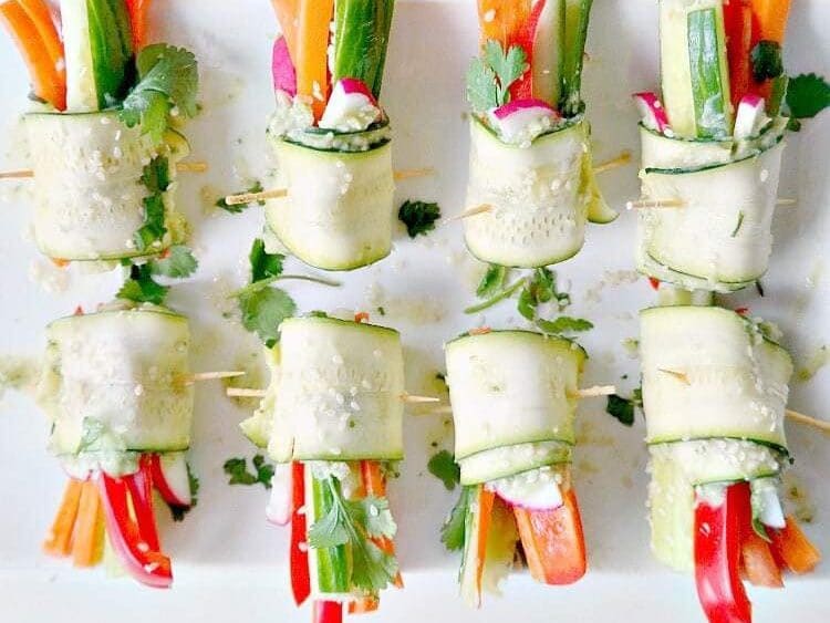 Your dinner can't get any healthier than these colorful veggie rolls, a delicious summer recipe. | The Dating Divas