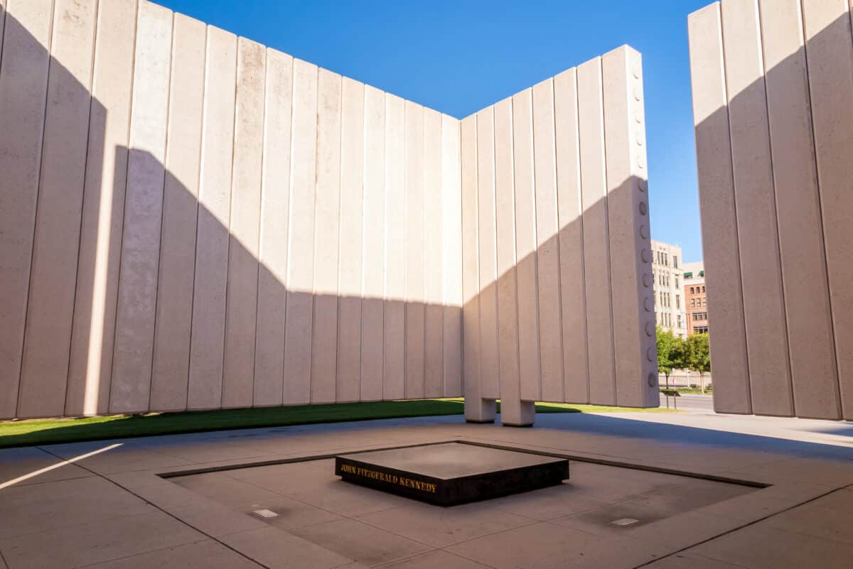Searching for things to do in Dallas? View the John F. Kennedy Memorial Plaza. | The Dating Divas