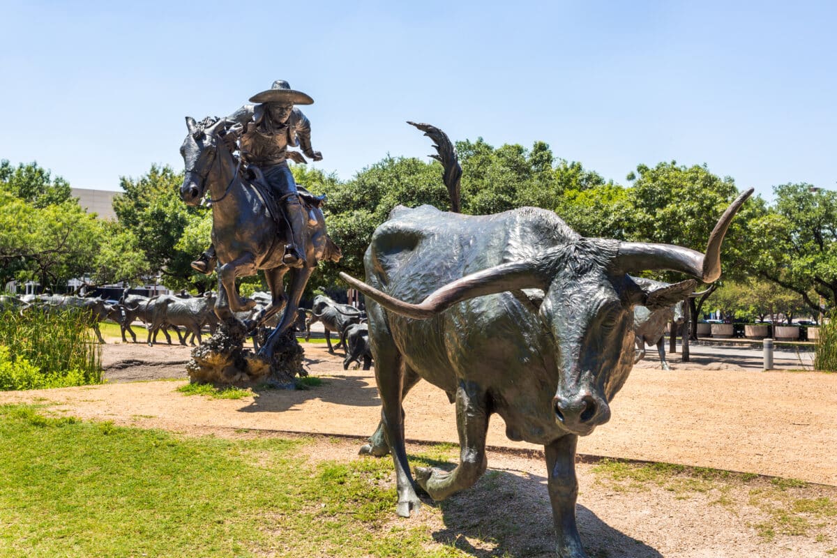 View the iconic bronze sculptures at Pioneer Park for things to do in Dallas, Texas | The Dating Divas