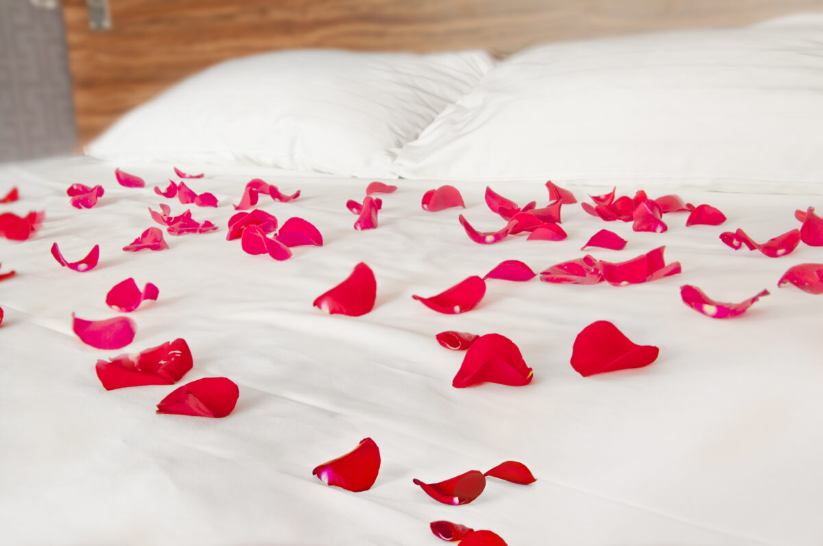 Couples can use rose petals for a heightened visual experience during tantric sex | The Dating Divas