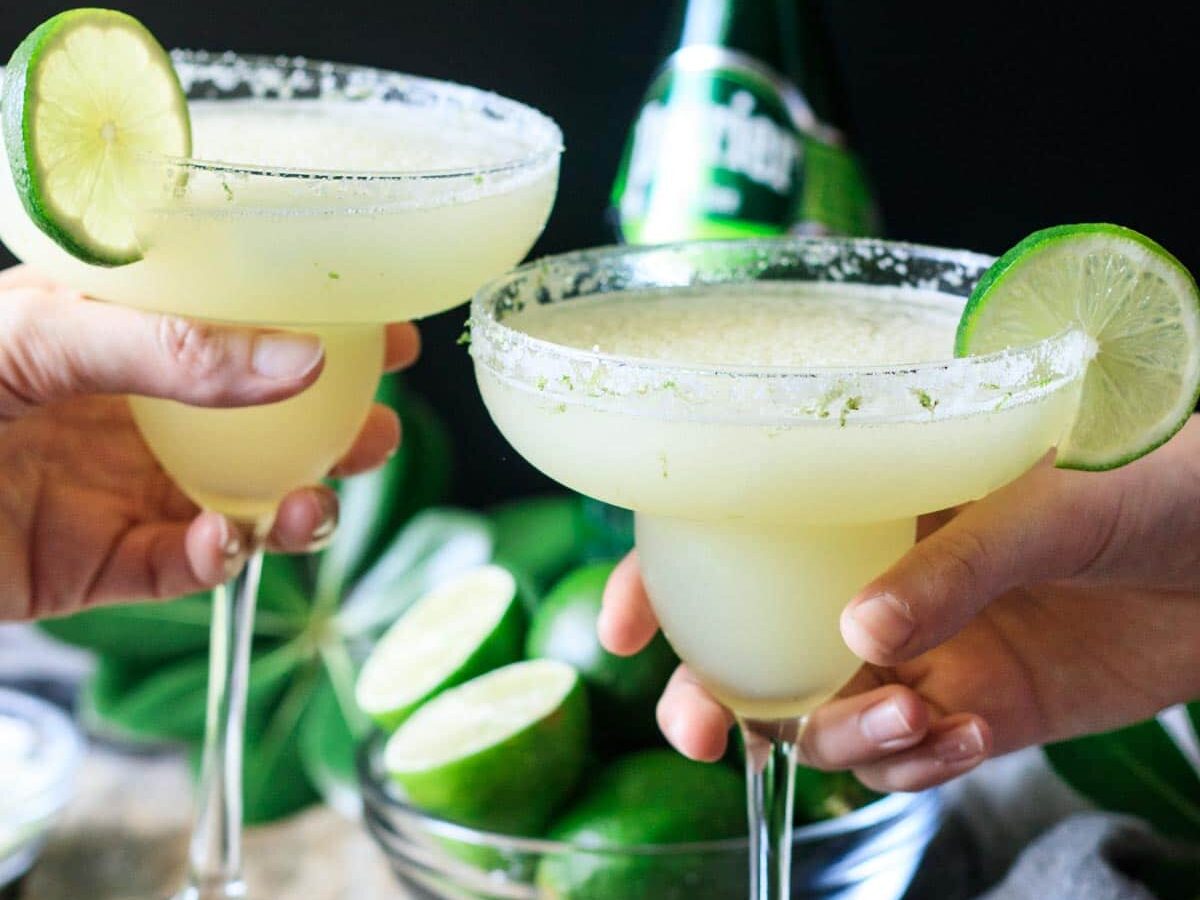 The best mocktail recipes for frozen margaritas on St. Patrick's Day | The Dating Divas
