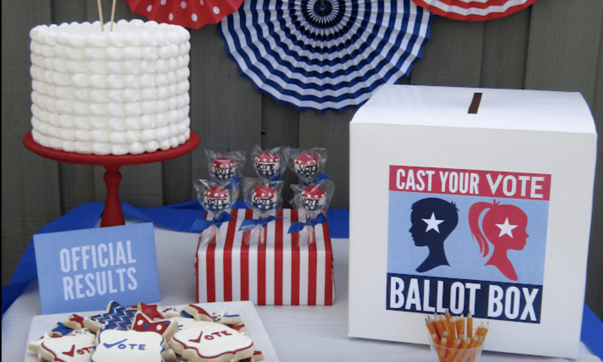 This election-day themed gender reveal party is so cute and official! | The Dating Divas