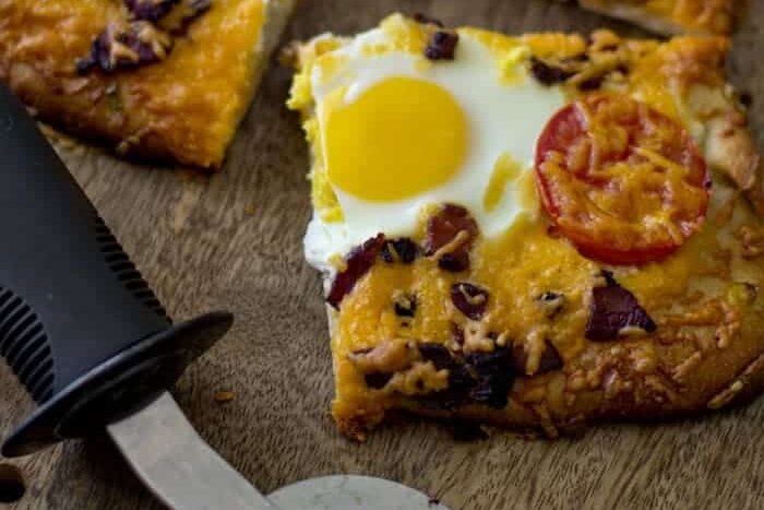 Pizza-themed breakfast meals for large groups | The Dating Divas