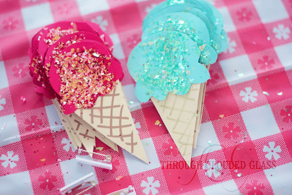 We all scream for ice cream with this gender reveal party idea! | The Dating Divas