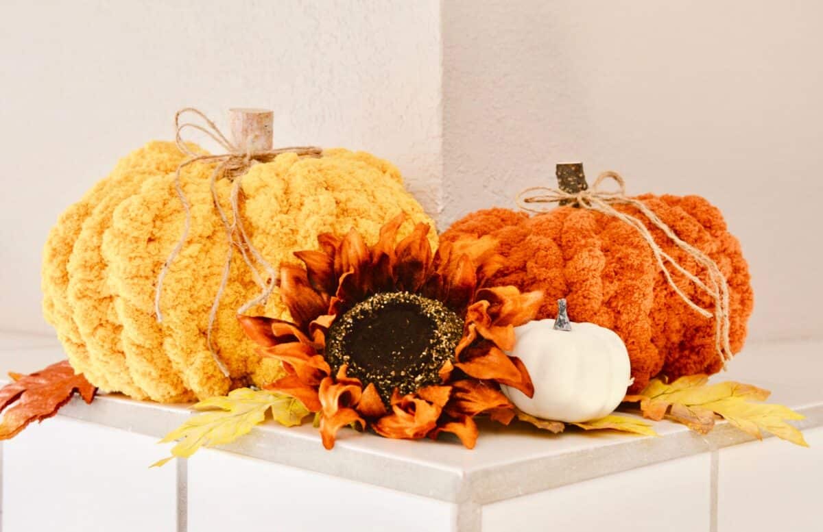 Colorful and hand-knitted pumpkins make for wonderful Thanksgiving table decor ideas | The Dating Divas