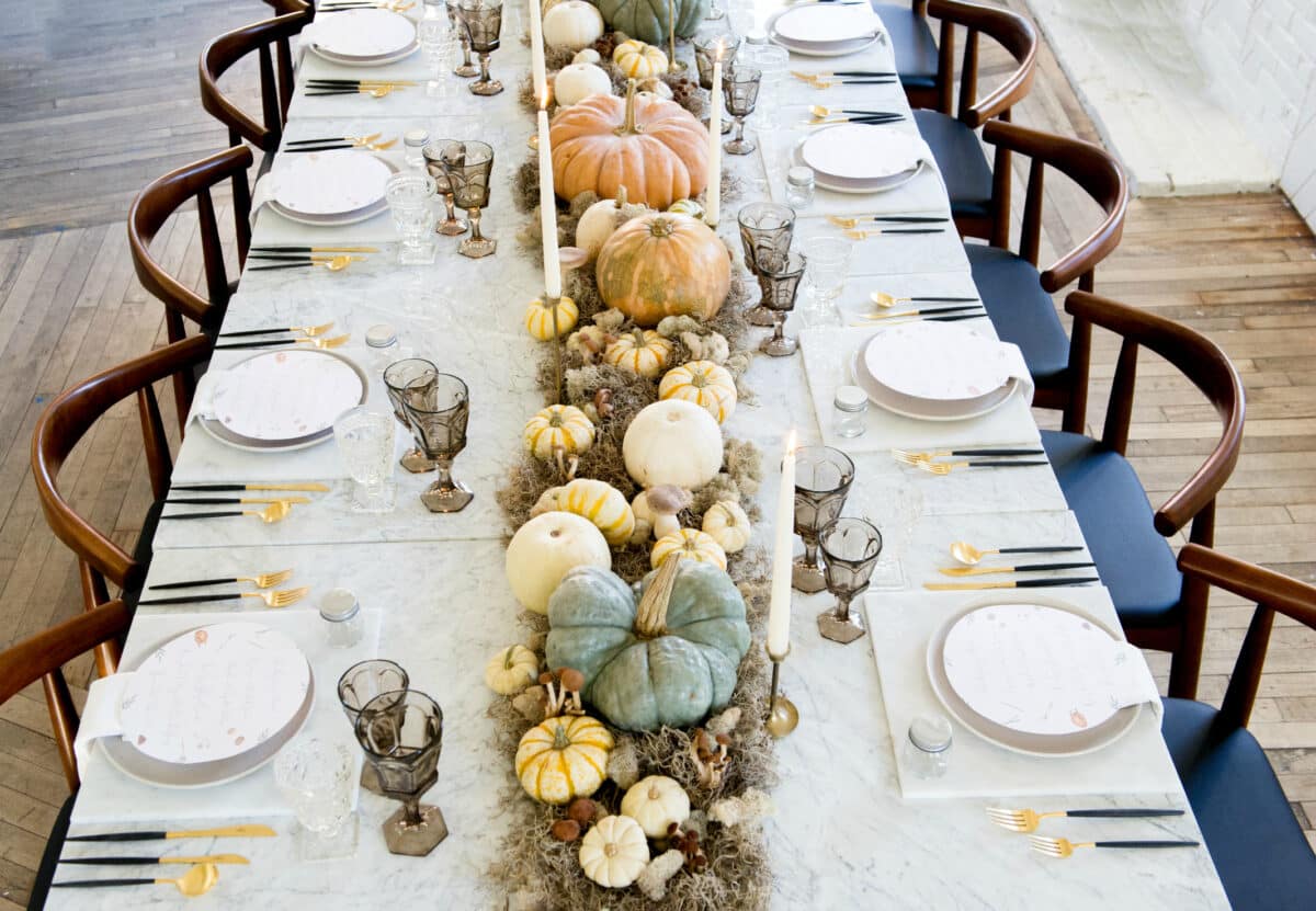 Natural and assorted pumpkins make for cheap Thanksgiving table decor | The Dating Divas