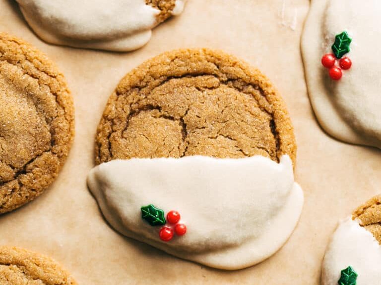 These gingerbread cookies are dipped in a scrumptious maple glaze. Yum! | The Dating Divas 