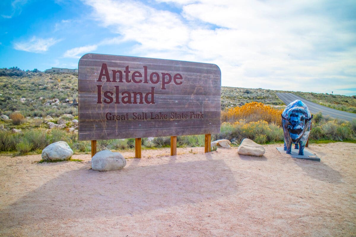 Be sure to make a pit stop at Antelope Island, a fun thing to see in Salt Lake City. | The Dating Divas
