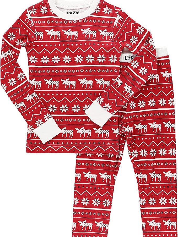 Check out these adorable nordic moose print Christmas pajamas. | The Dating Divas