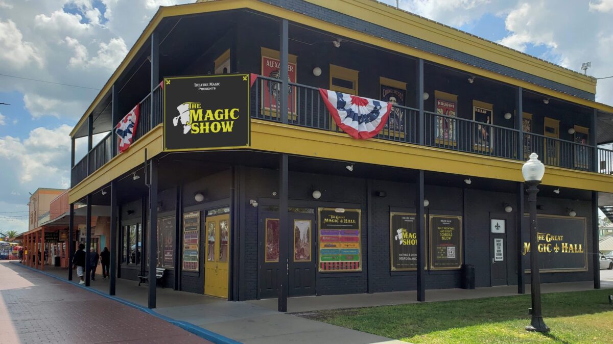Learn some magic and prepare to be amazed at The Great Magic Hall, one of the fun things to do in Orlando. | The Dating Divas