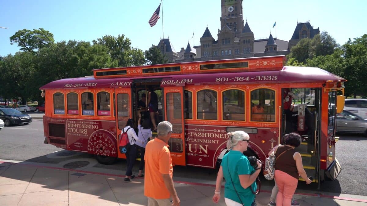 See Salt Lake City in a new way on a trolley tour. | The Dating Divas