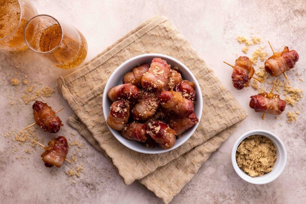 Make these scrumptious brown sugar bacon wrapped li'l smokies for Christmas food this year! | The Dating Divas