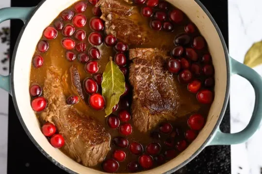 This braised beef recipe is such a delicious Christmas food! | The Dating Divas