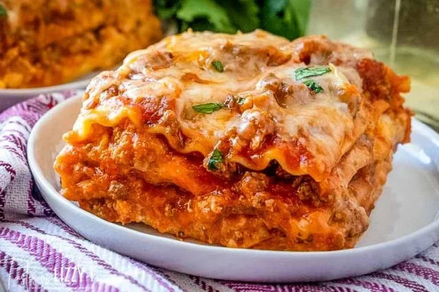 Need comforting Christmas dinner ideas? Try making a lasagna! | The Dating Divas