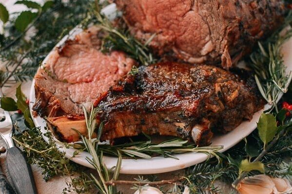Isn't this prime rib roast just the perfect Christmas dinner recipe? | The Dating Divas