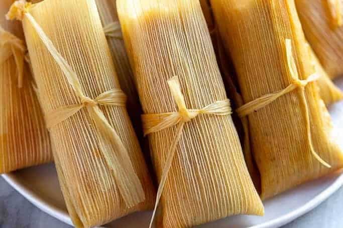 Do you want some Christmas food recipes for Feliz Navidad? Try these Mexican Tamales! | The Dating Divas